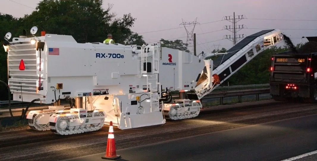 Figure 60. Typical Milling Machine