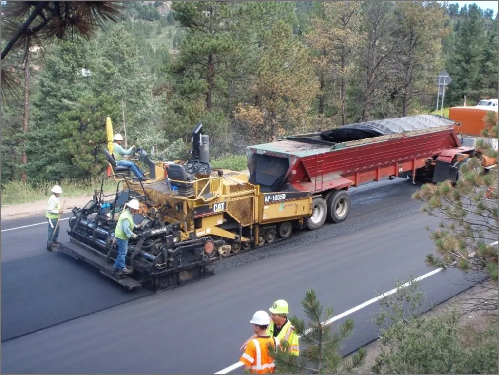 Figure 75. Live-Bottom Truck