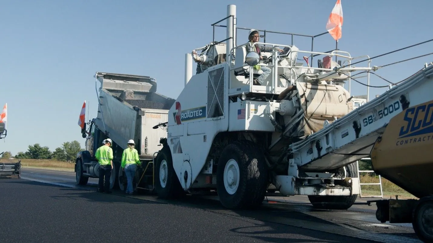 Pavement Vehicles Figure 78. Material Transfer Vehicle - AAPTP - Asphalt Paving Handbook
