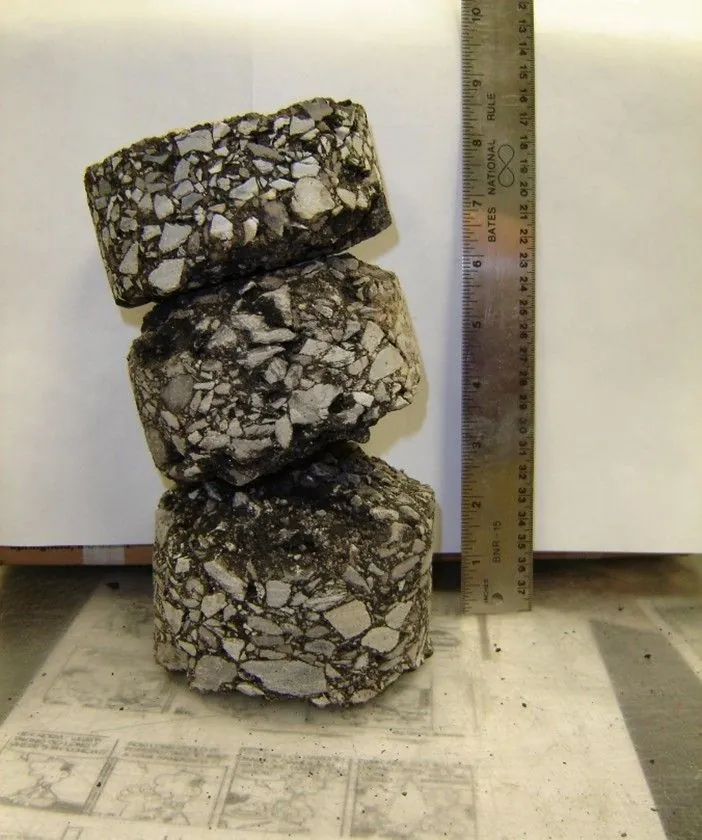 Figure 16. Stripping at the Lift Interface