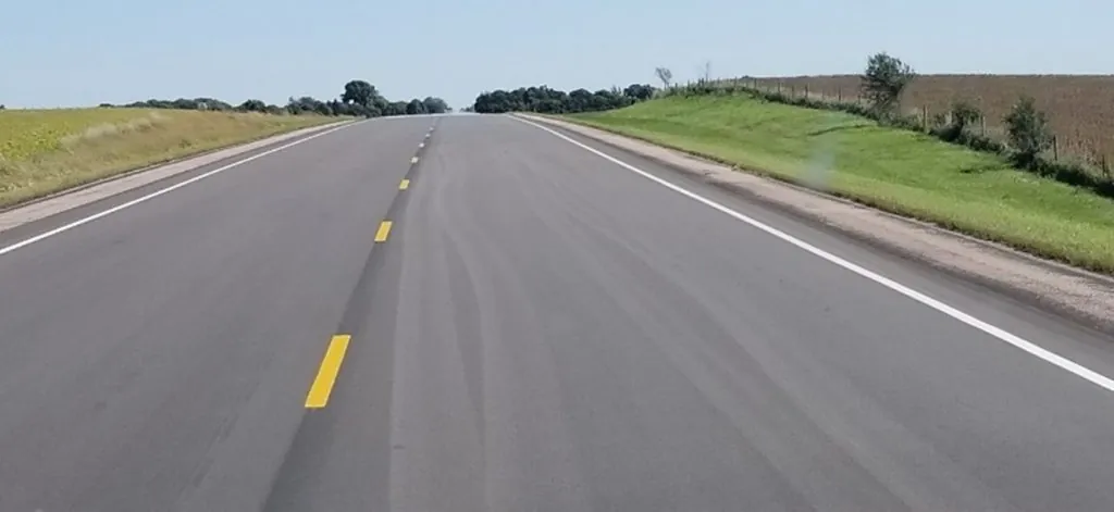 Figure 175. Pneumatic Roller Shadows in a New Asphalt Pavement